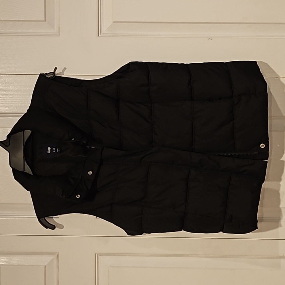 Gap Ladies Puffy Vest